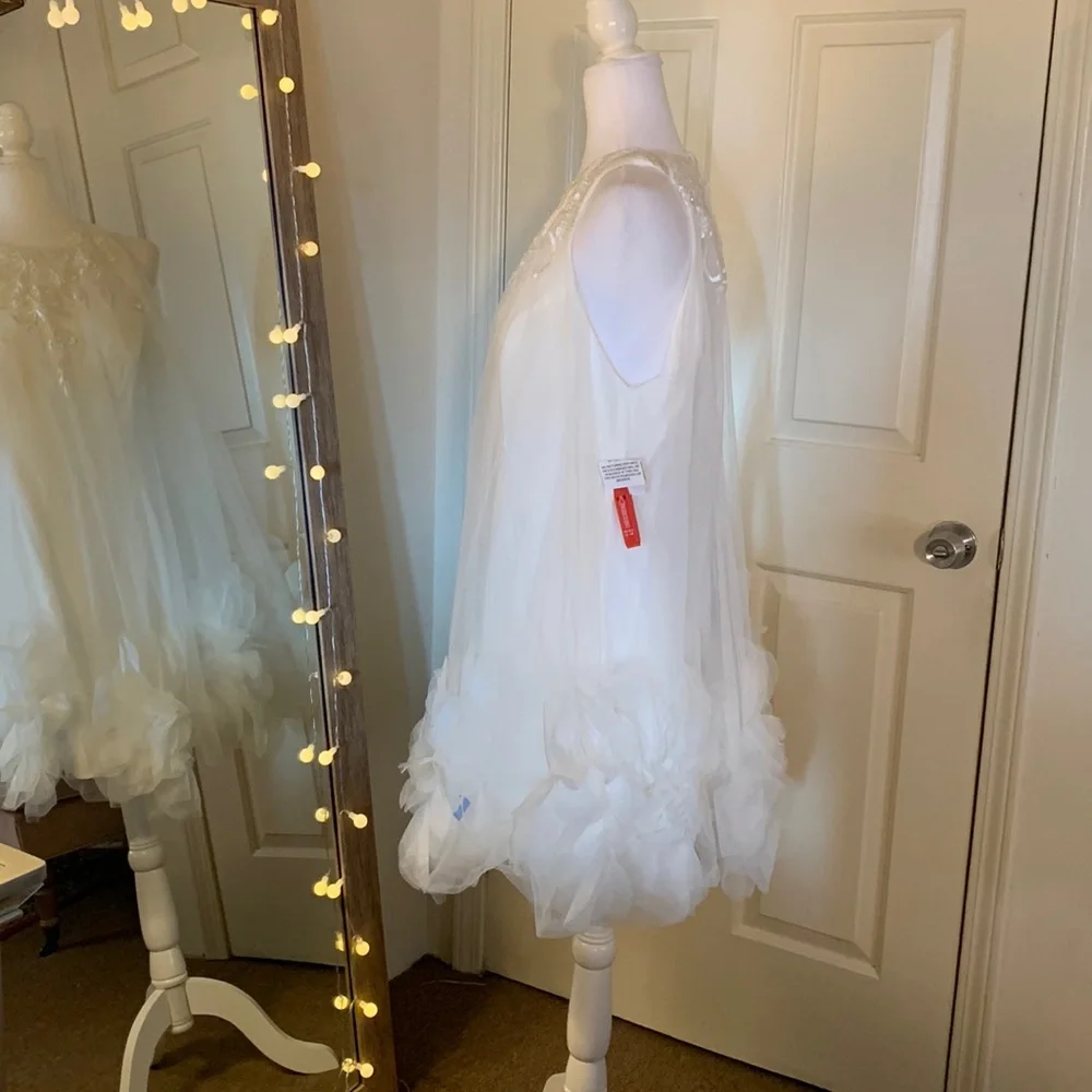 Mac Duggal White Floral Appliqué Tulle Cocktail Dress - Picture 10 of 16